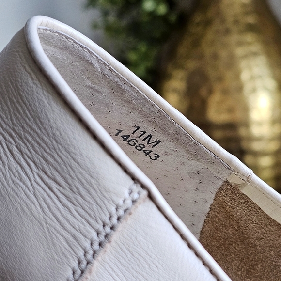 Air Flex Genuine Leather Studded Flat Loafers Cream Gold Embellished Shoes Sz 11 - Picture 9 of 16